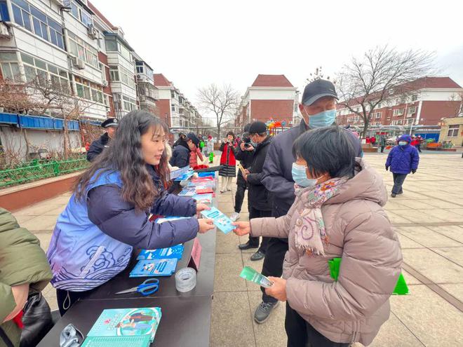 网络信息在女性公益活动中的作用