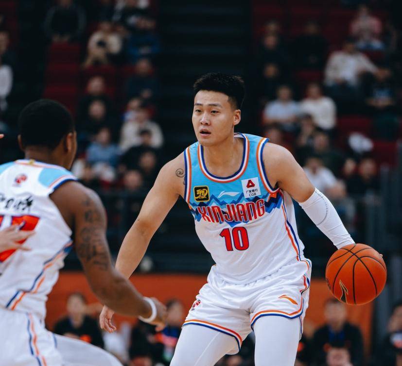 山东男篮双败三丢,排名急剧下滑 山东男篮双败三丢,排名急剧下滑