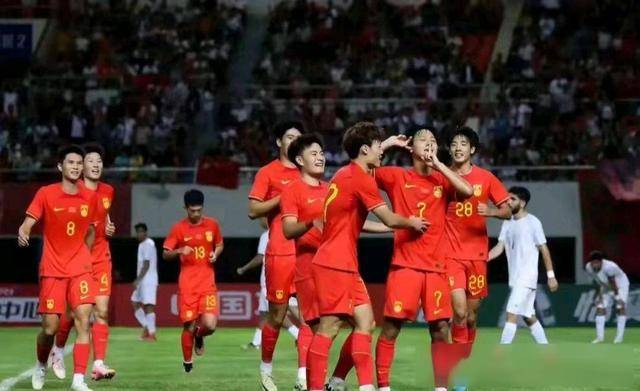 阿联酋球队在亚洲杯中积极备战，迎接挑战-必一体育app下载