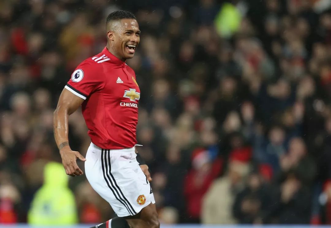 Bsport体育在线官网-斯图加特传奇球员回归，助力球队打破连败