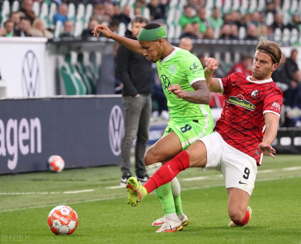 弗赖堡遭遇黑马反击，失去先机|欧洲杯