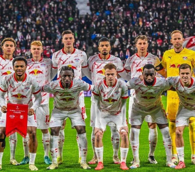 日本冠军挑战欧洲豪门,期待胜利 日本冠军挑战欧洲豪门,期待胜利