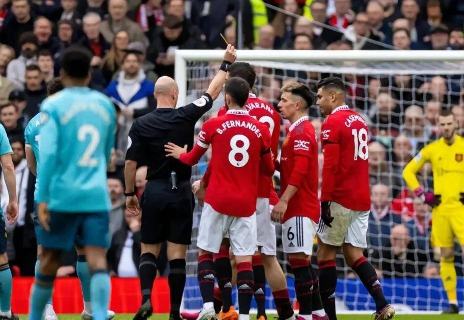 南安普敦未能守住领先优势，血拼结束