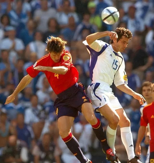 足球比赛精彩纷呈，引发全球热议