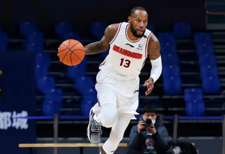 b体育官网_双方战绩胶着！胜负难分，大战引发热议