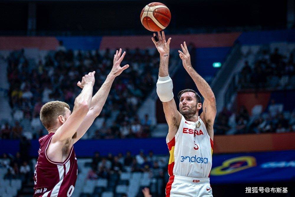 西班牙篮球名将受伤退出比赛【b体育官网】